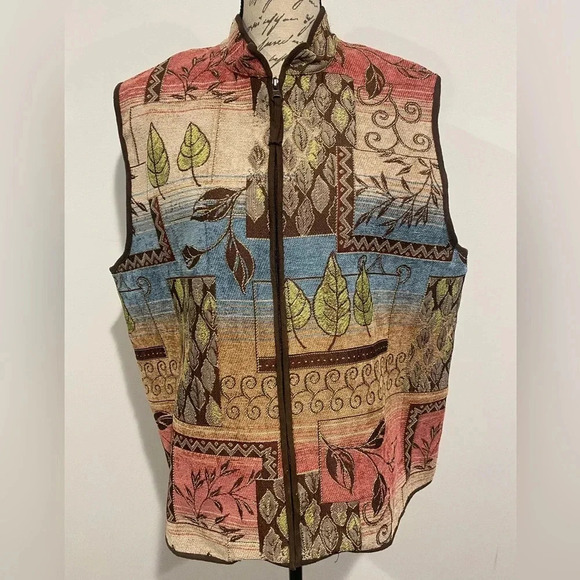 Alfred Dunner Ladies Tapestry Vest Cider House Fall Foliage Design Size 14 - Picture 3 of 9
